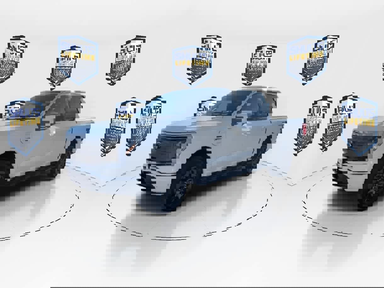 Used 2022 Ford F150 Lightning Lariat image 5