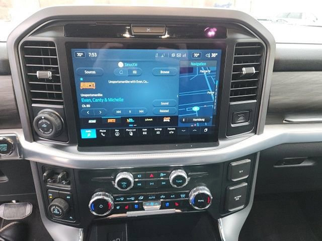 Used 2025 Ford F150 Lariat w/ Equipment Group 501A Mid image 19