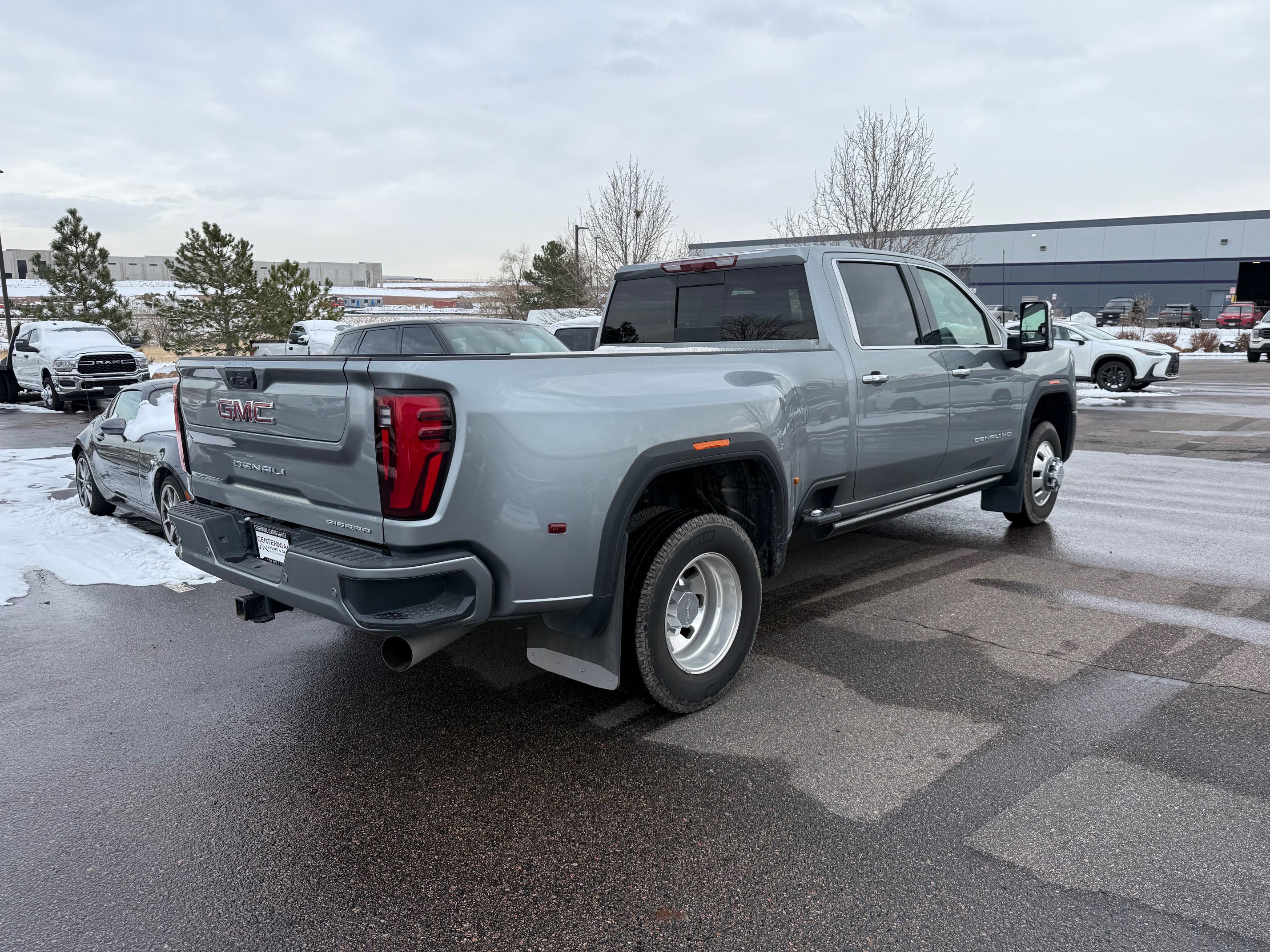 Used 2024 GMC Sierra 3500 Denali w/ Denali Reserve Package image 3