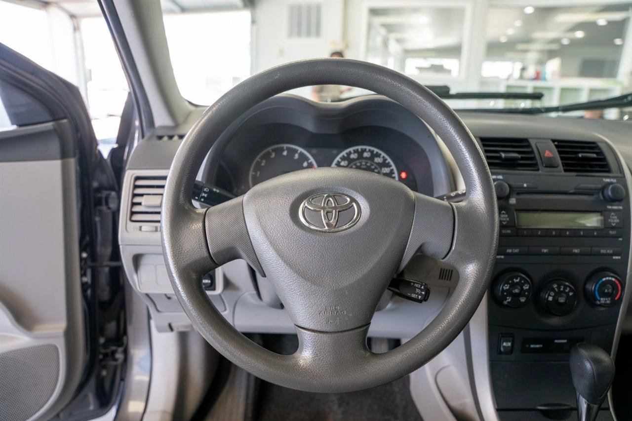 Used 2009 Toyota Corolla w/ All Weather Guard Pkg FWD image 11