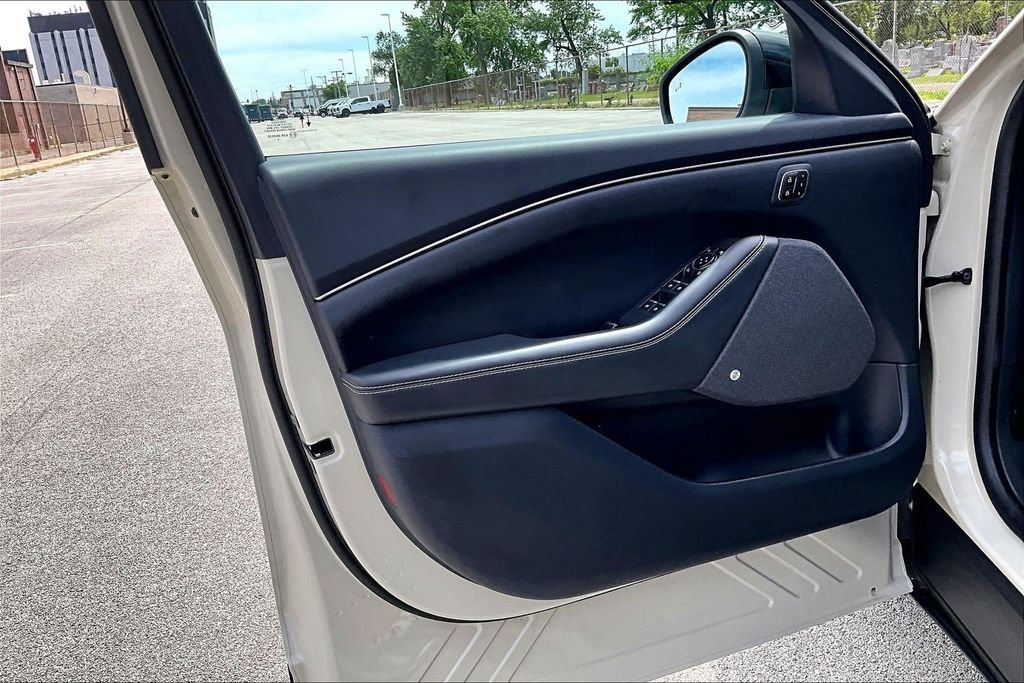 Used 2025 Ford Mustang Mach-E Premium AWD/4WD image 22