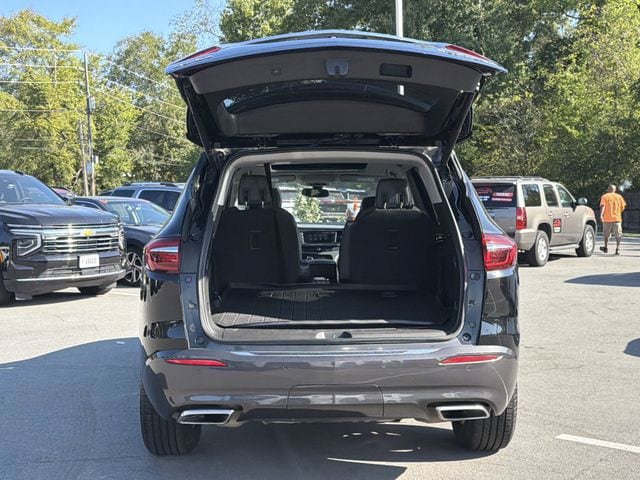 Used 2018 Buick Enclave Essence AWD/4WD image 14