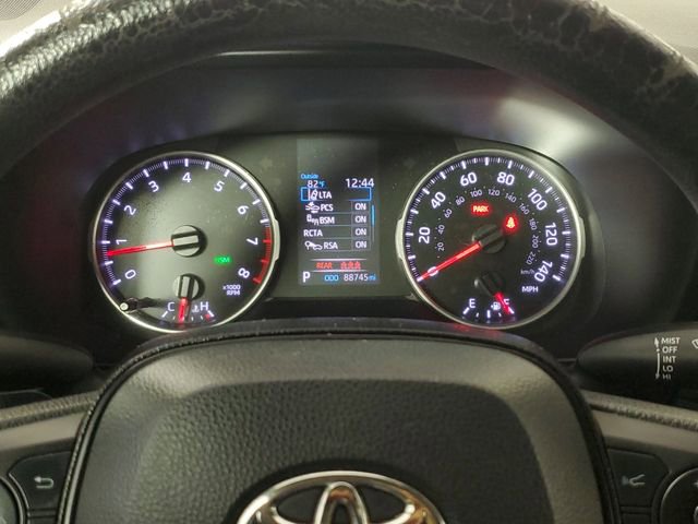 Used 2021 Toyota RAV4 LE image 25