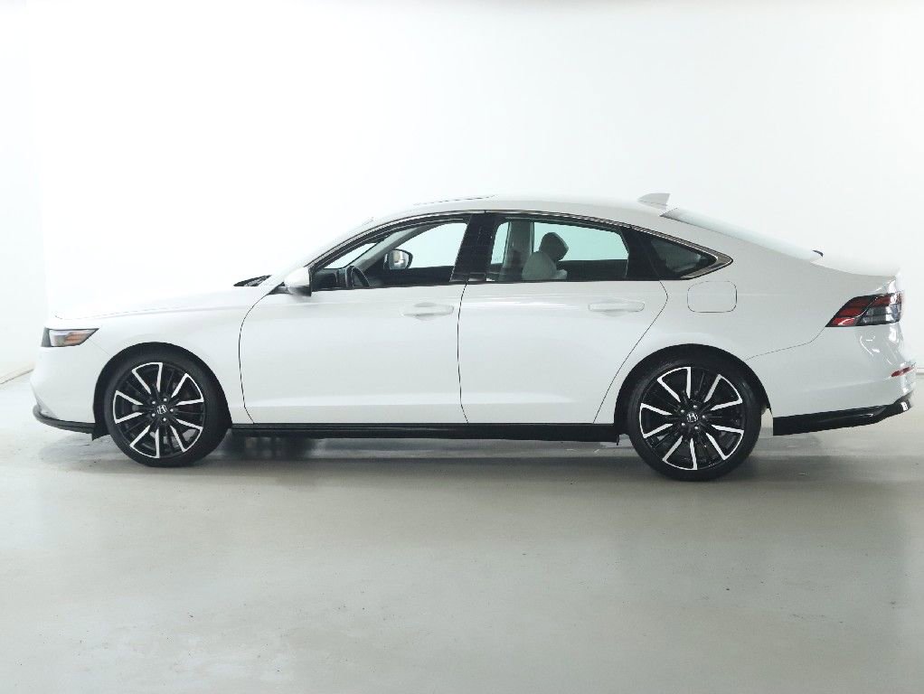 Used 2025 Honda Accord Touring image 38