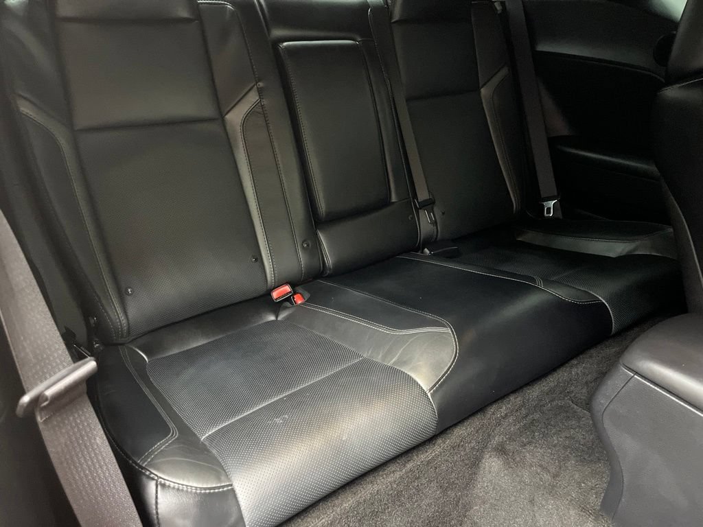 Used 2015 Dodge Challenger R/T Plus RWD image 23