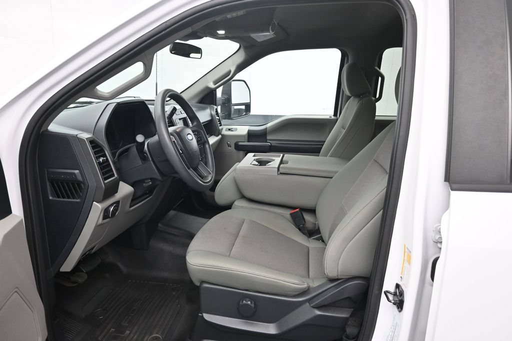 Used 2022 Ford F350 XL w/ Power Equipment Group AWD/4WD image 9
