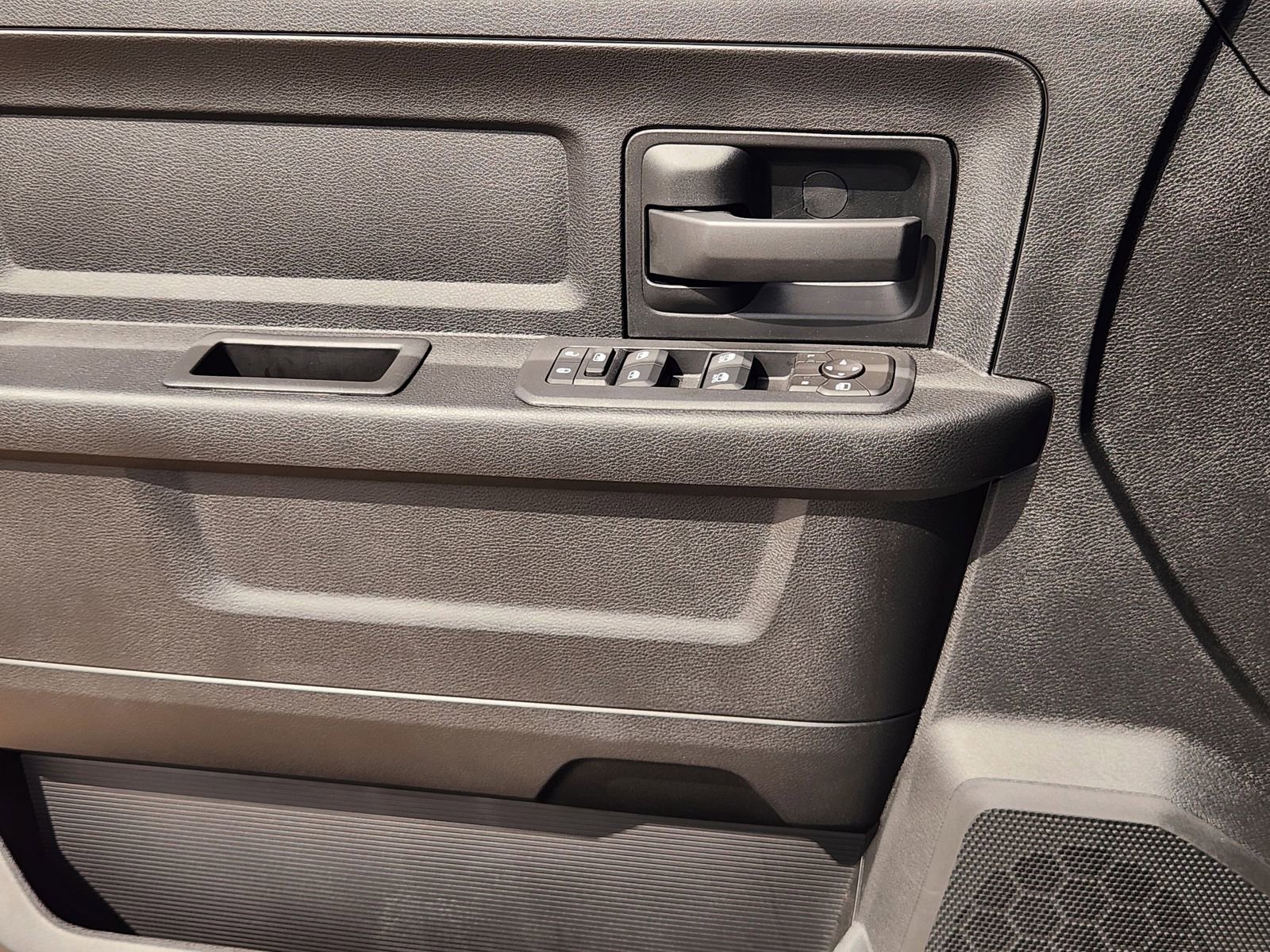 New 2026 RAM 3500 Tradesman AWD/4WD image 19