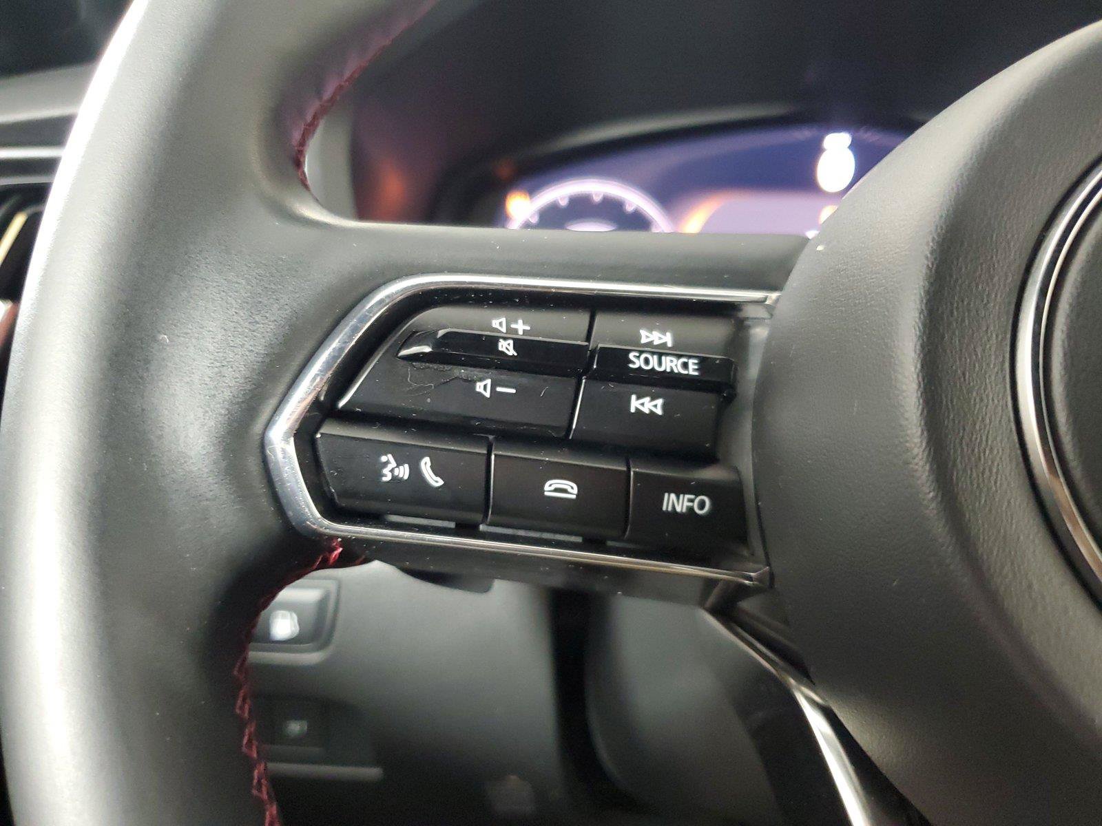 Used 2025 MAZDA CX-70 Plug-In Hybrid w/ Premium Plus AWD/4WD image 22