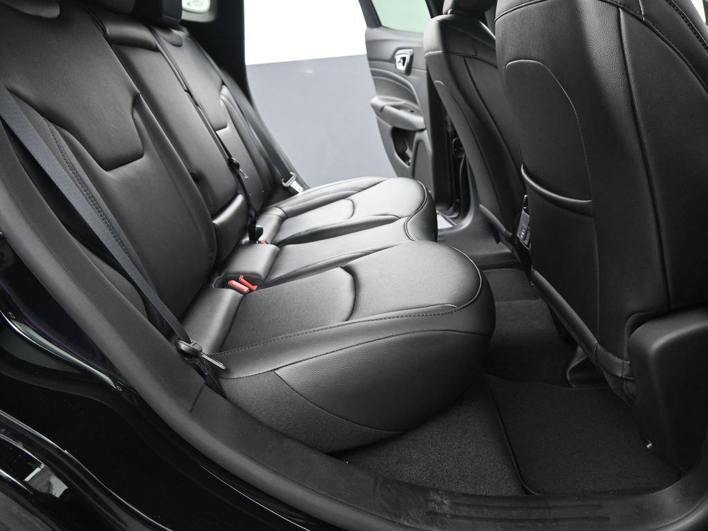 New 2026 Jeep Compass Limited image 15