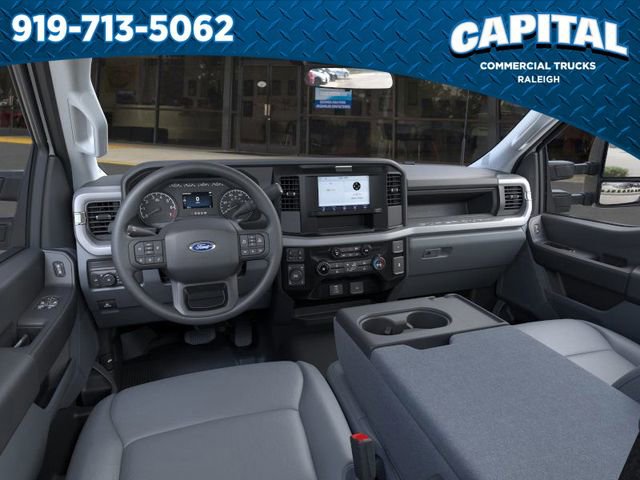 New 2026 Ford F250 XL w/ XL Chrome Package AWD/4WD image 9
