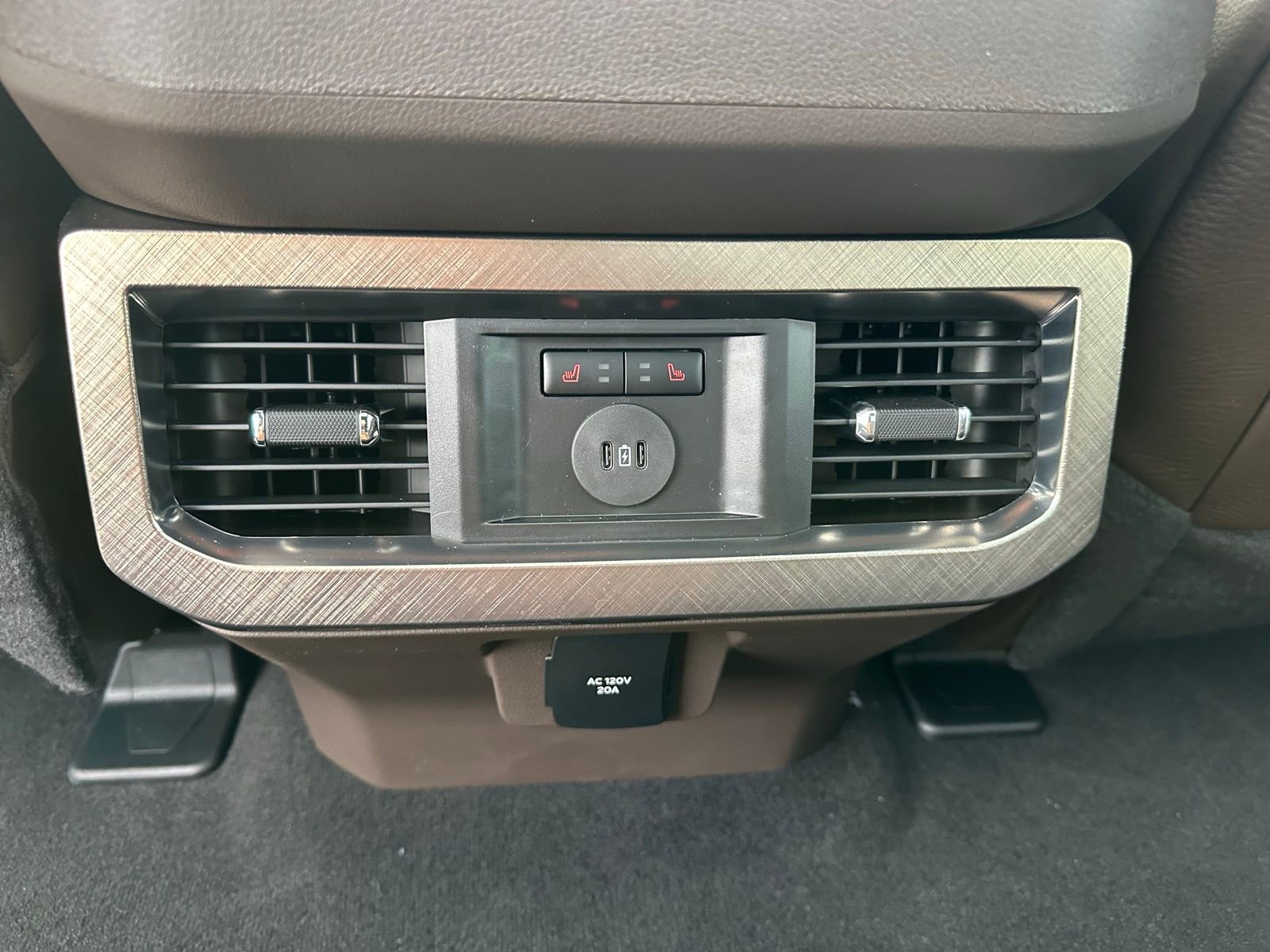 New 2026 Ford F250 King Ranch w/ FX4 Off-Road Package image 37