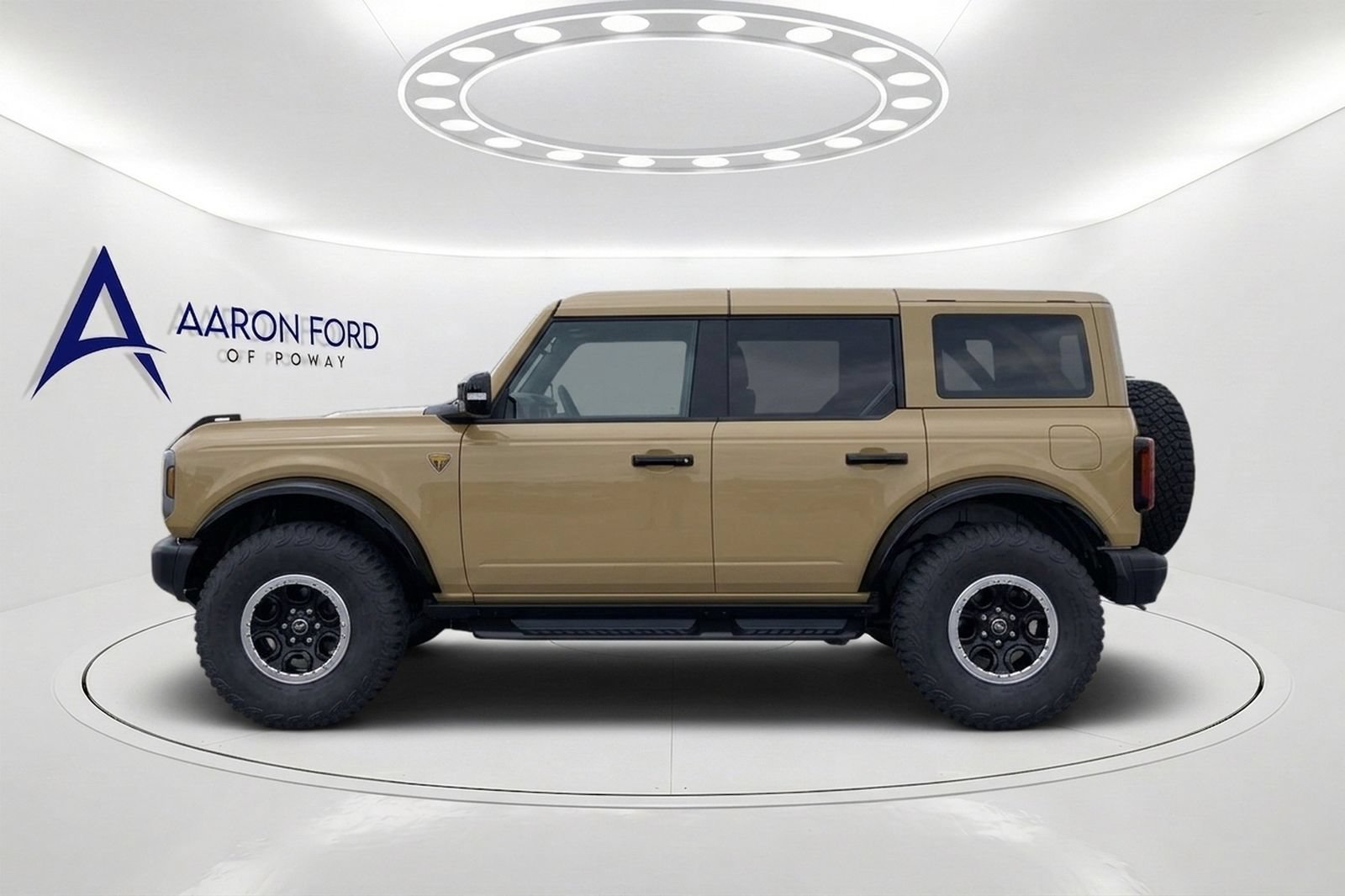 New 2026 Ford Bronco Badlands AWD/4WD image 3