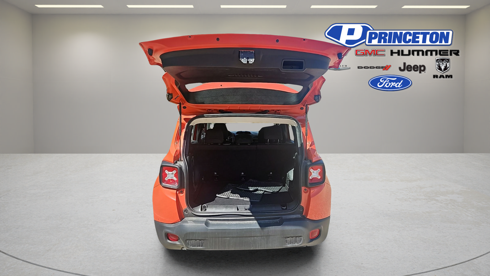 Used 2019 Jeep Renegade Sport AWD/4WD image 9