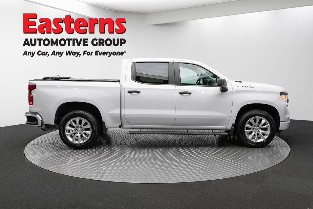 Used 2023 Chevrolet Silverado 1500 Custom RWD image 4