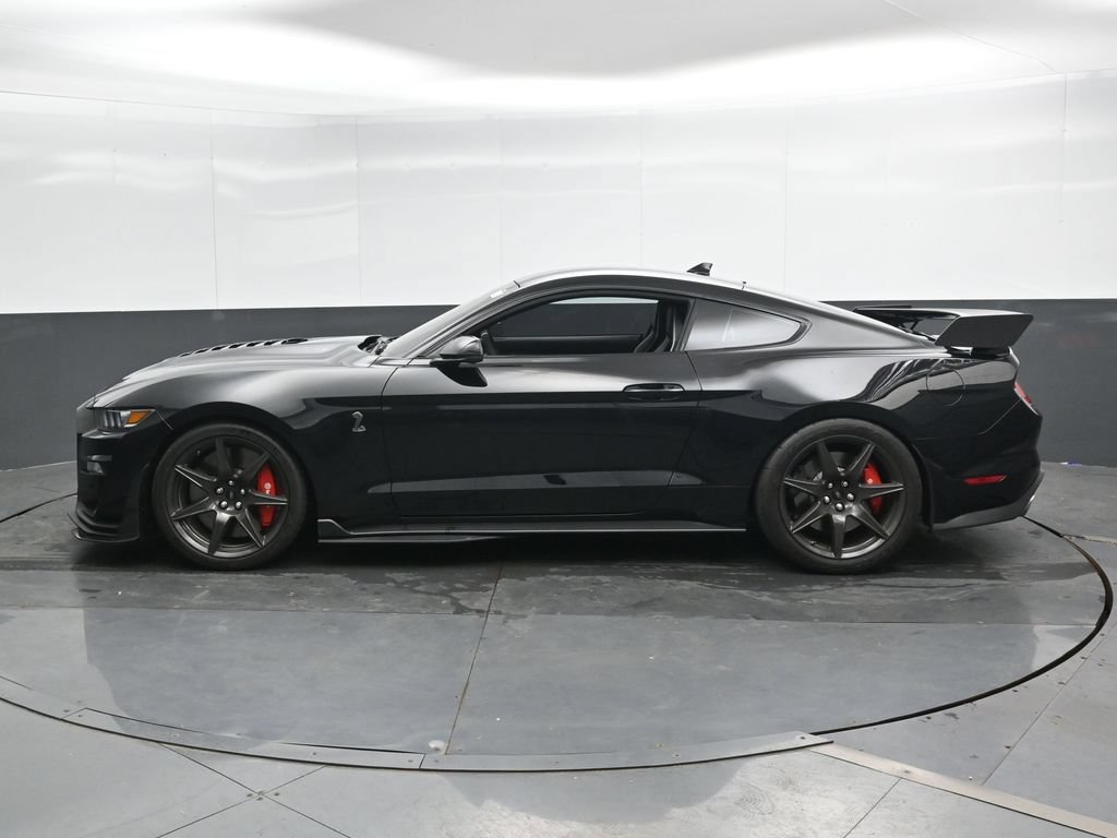 Used 2020 Ford Mustang Shelby GT500 w/ Carbon Fiber Track Pack RWD image 8