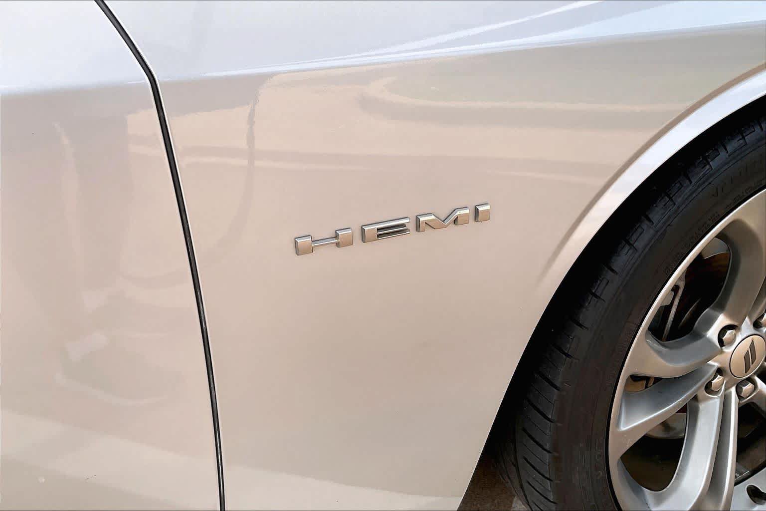 Used 2021 Dodge Challenger R/T RWD image 11
