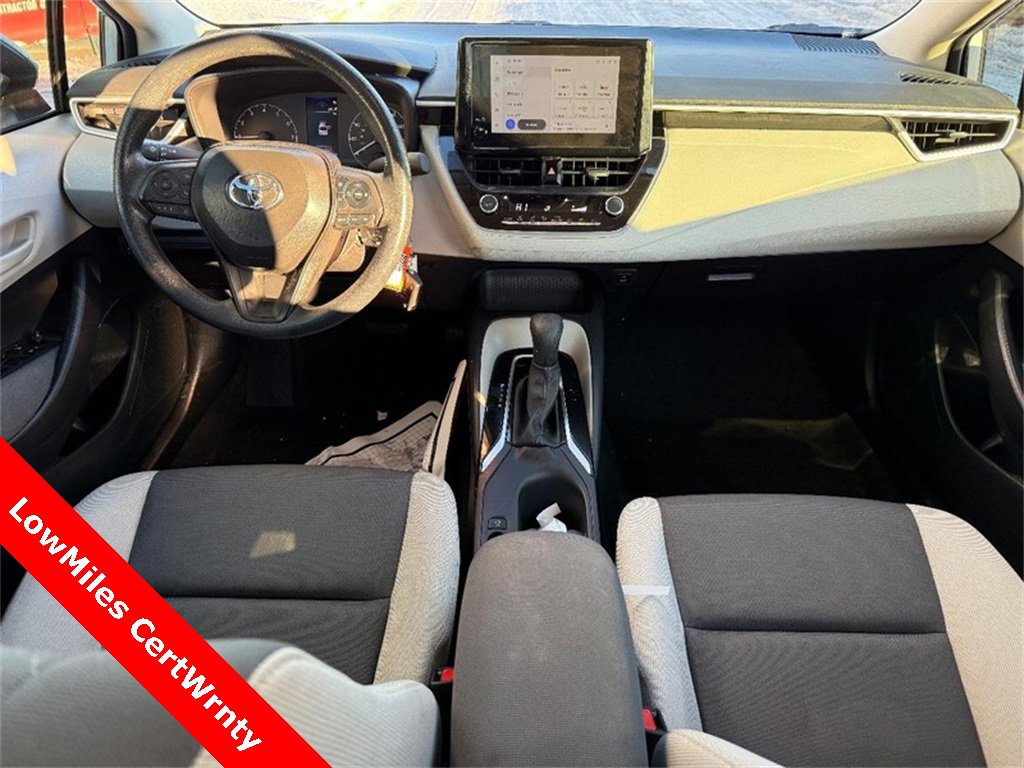 Used 2025 Toyota Corolla LE image 13