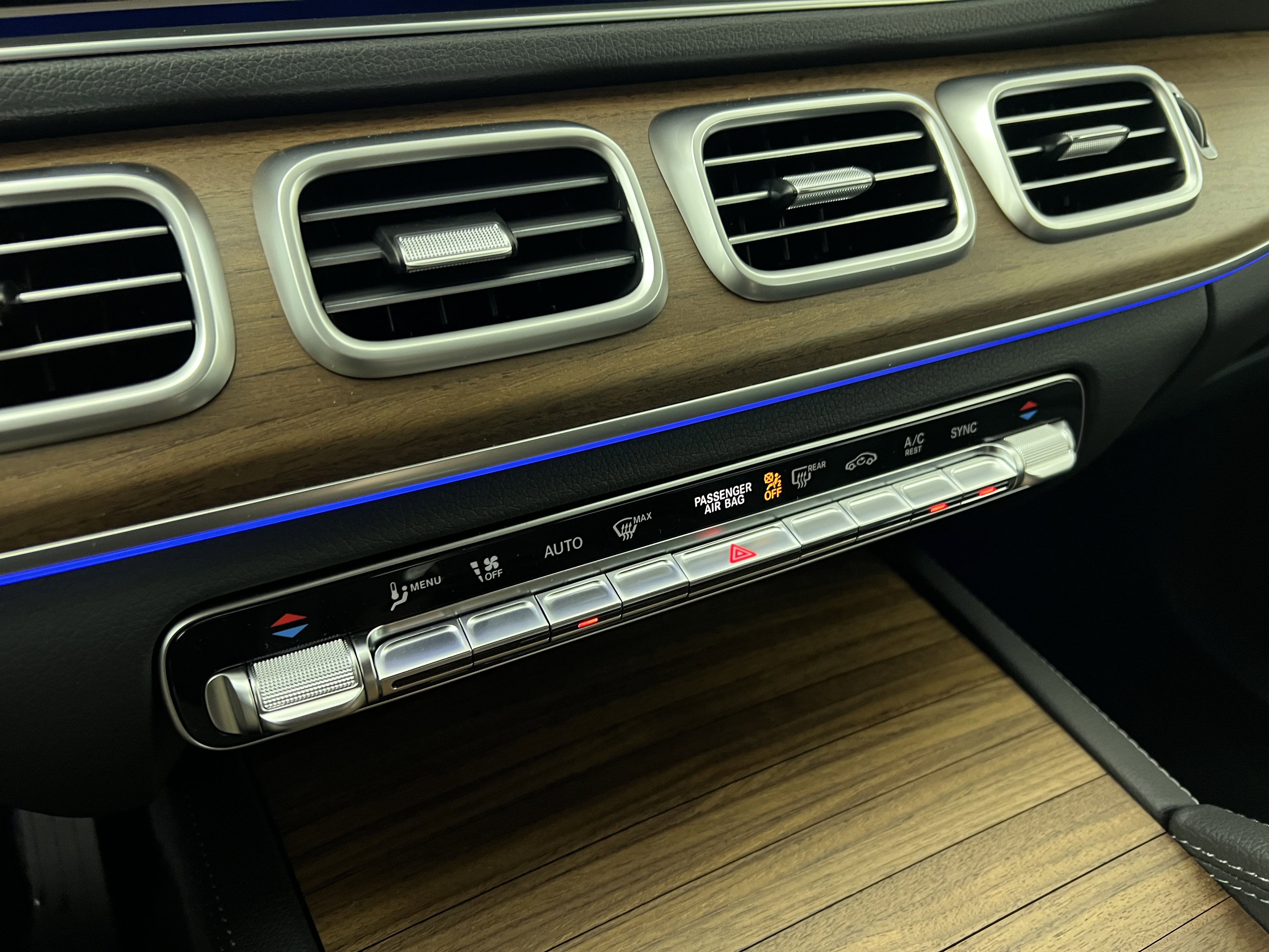 New 2026 Mercedes-Benz GLE 350 4MATIC image 32