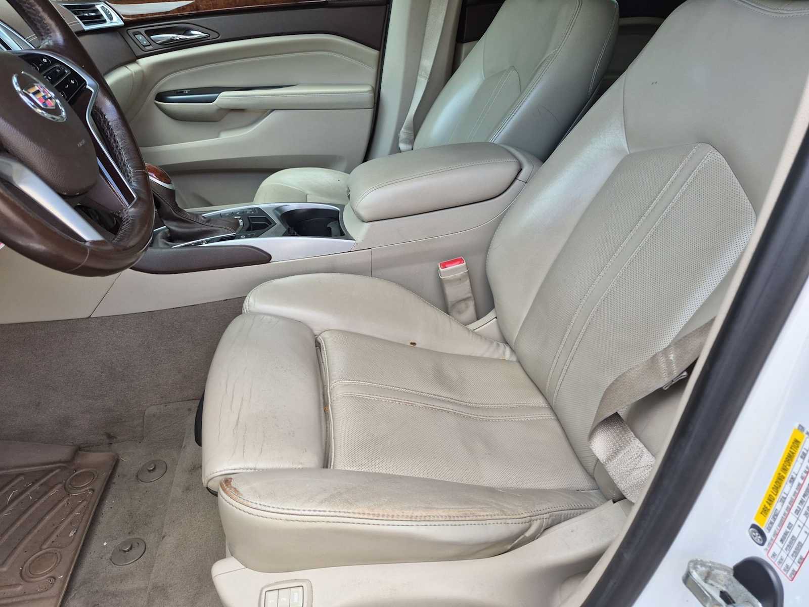 Used 2014 Cadillac SRX Performance w/ Driver Awareness Package FWD image 16
