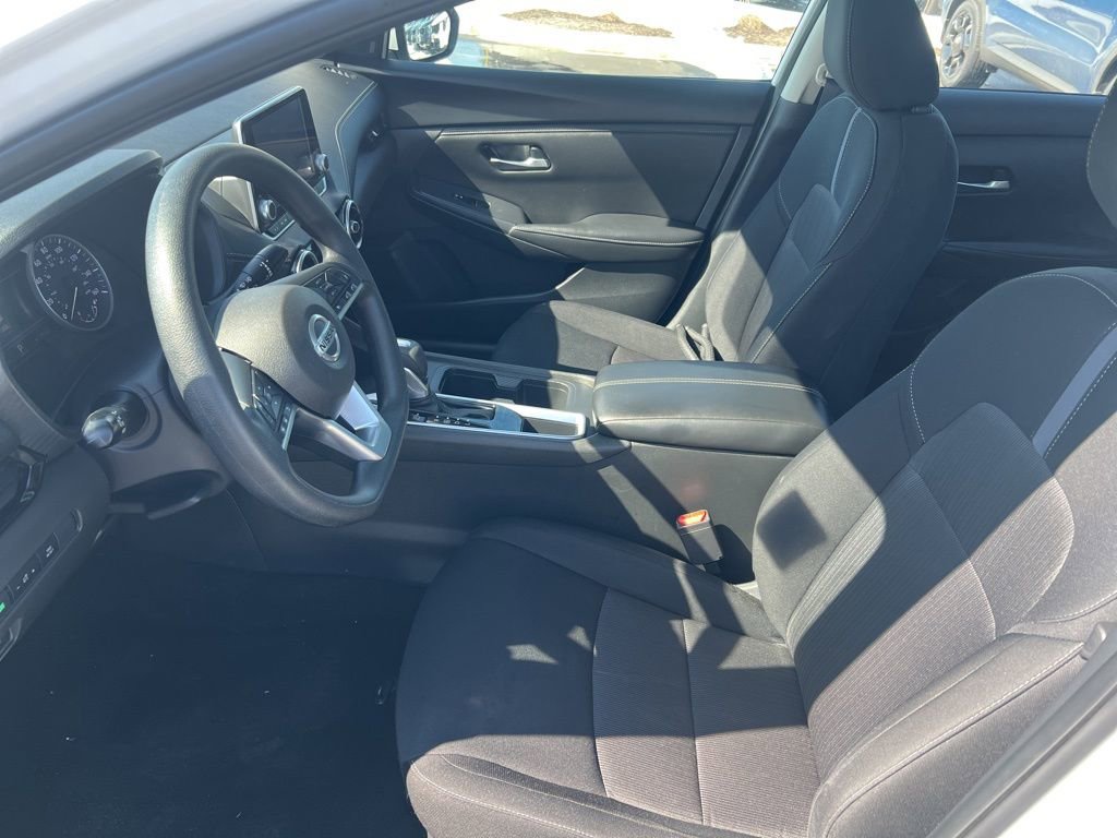 Certified 2023 Nissan Sentra SV image 4