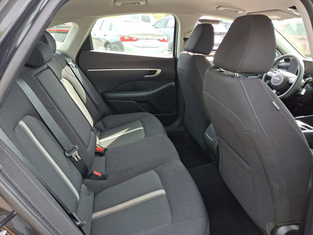 Used 2024 Hyundai Sonata SEL FWD image 15