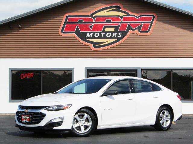 Used 2023 Chevrolet Malibu LS image 2