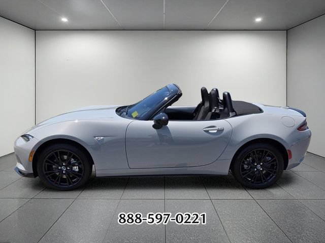 Certified 2026 MAZDA MX-5 Miata Club w/ Interior Package RWD image 2