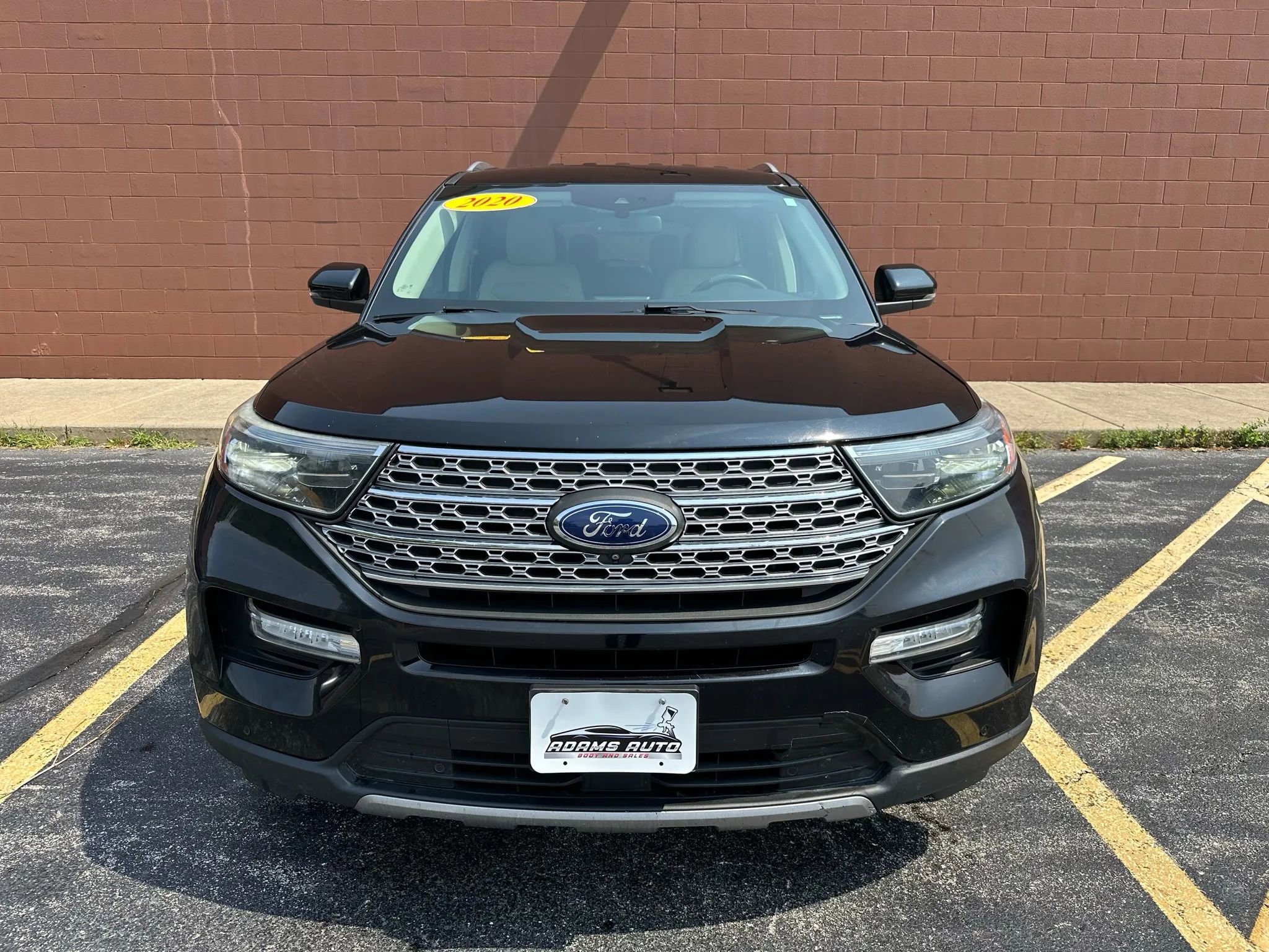 Used 2020 Ford Explorer Limited image 2