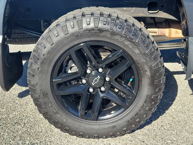 Used 2020 Chevrolet Silverado 1500 Custom Trail Boss w/ Custom Convenience Package image 6