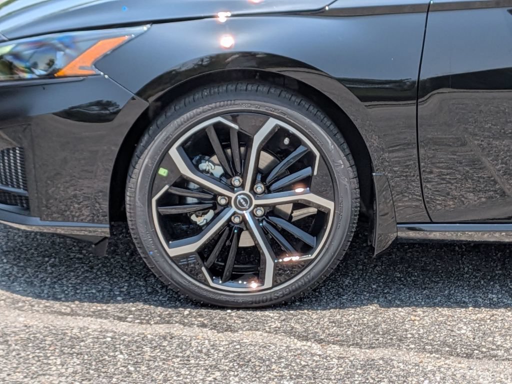 New 2026 Nissan Altima 2.5 SR w/ SR Premium Package FWD image 12
