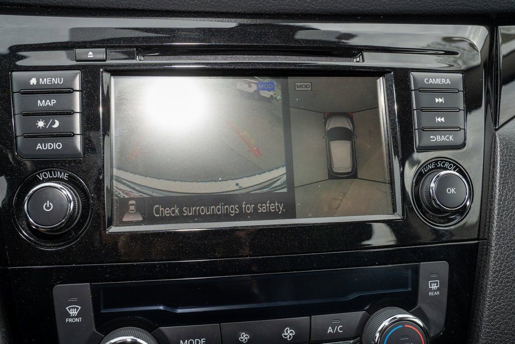 Used 2022 Nissan Rogue Sport SL w/ Premium Package image 13