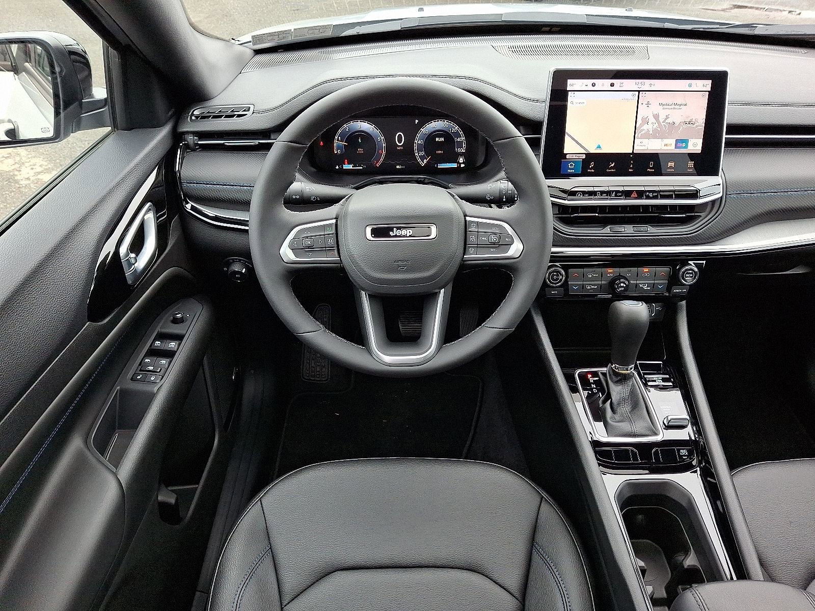 New 2025 Jeep Compass Limited w/ High Altitude Package AWD/4WD image 8