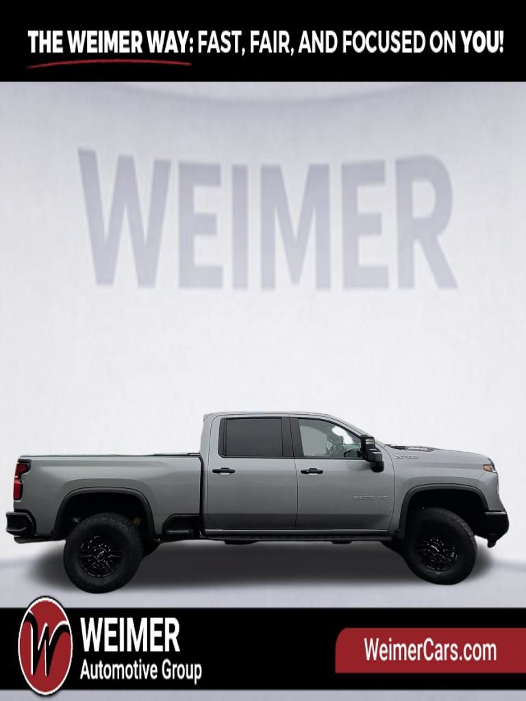Used 2025 Chevrolet Silverado 2500 ZR2 AWD/4WD image 9