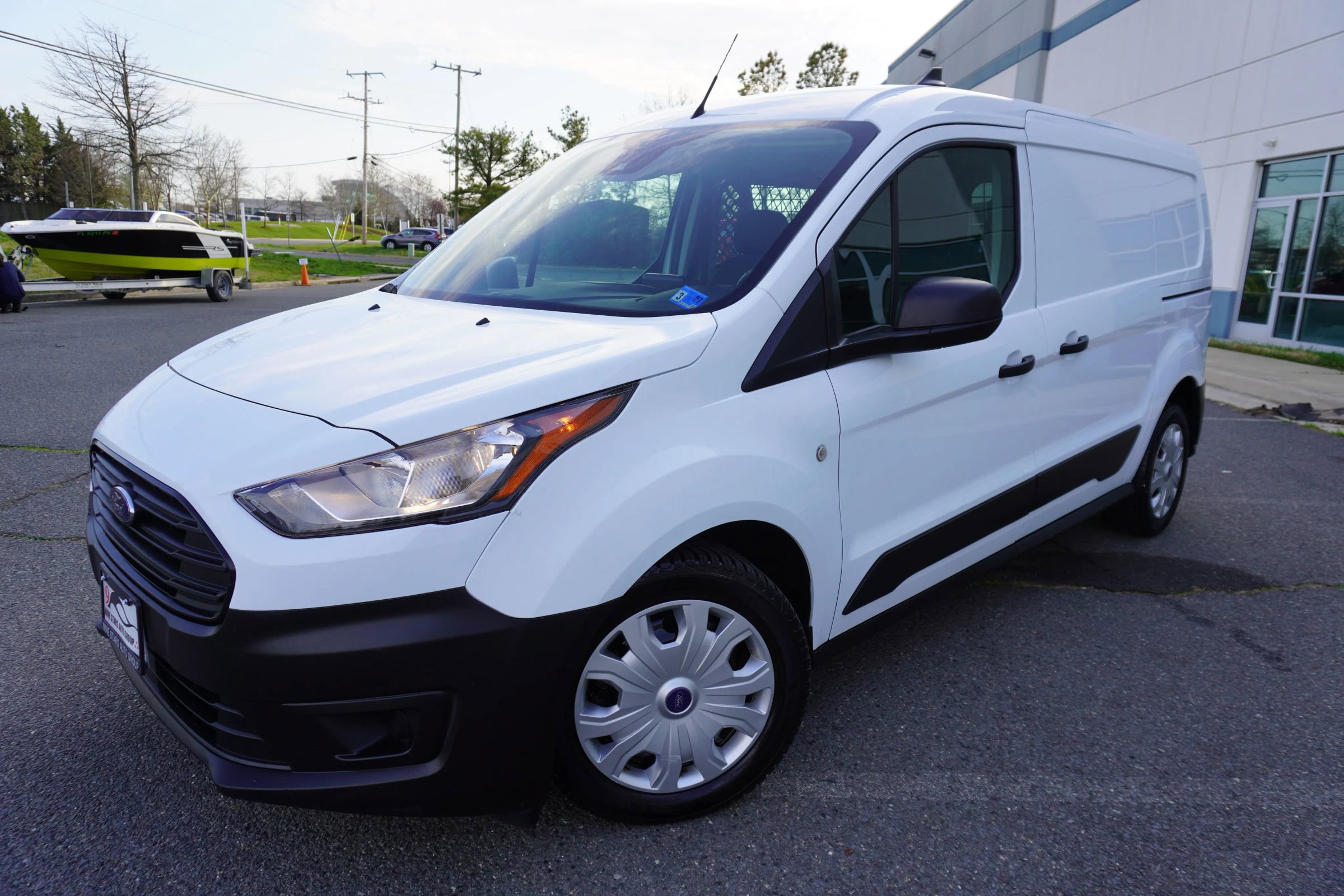 Used 2022 Ford Transit Connect XL image 3