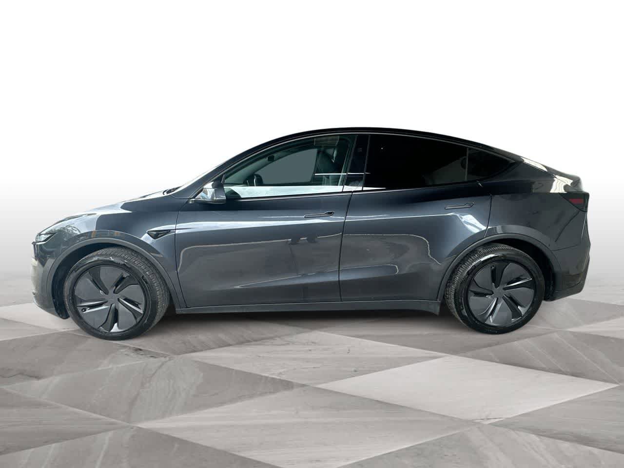 Used 2026 Tesla Model Y AWD image 5