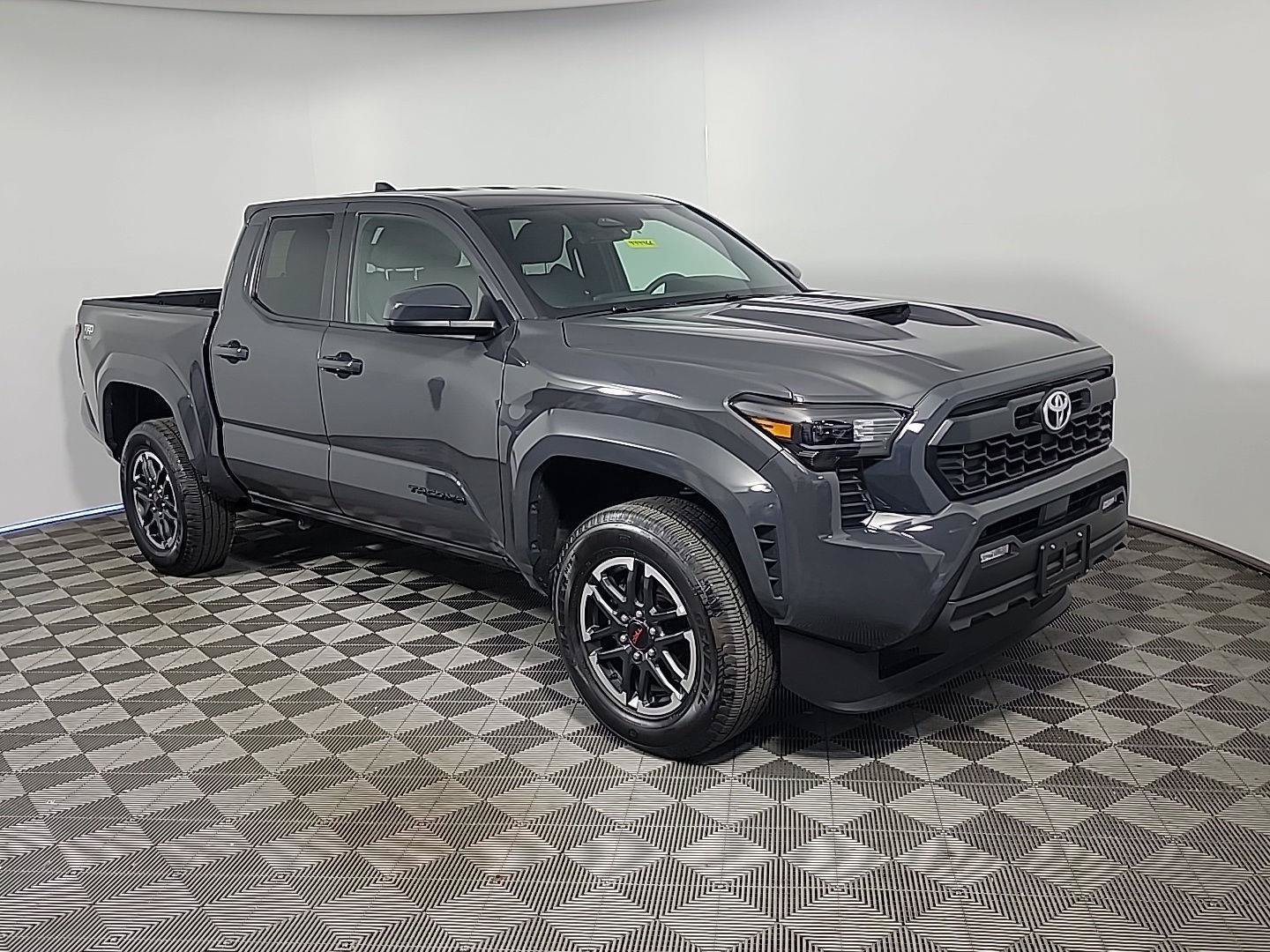 Used 2025 Toyota Tacoma TRD Sport
