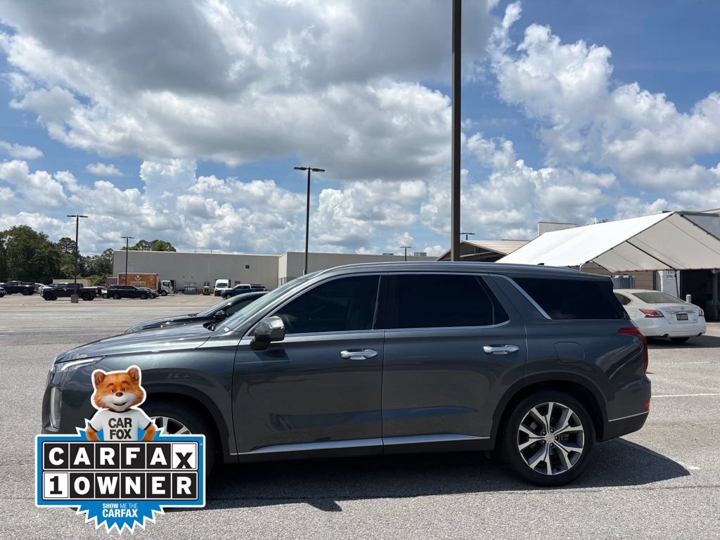Used 2022 Hyundai Palisade SEL w/ Premium Package FWD image 2