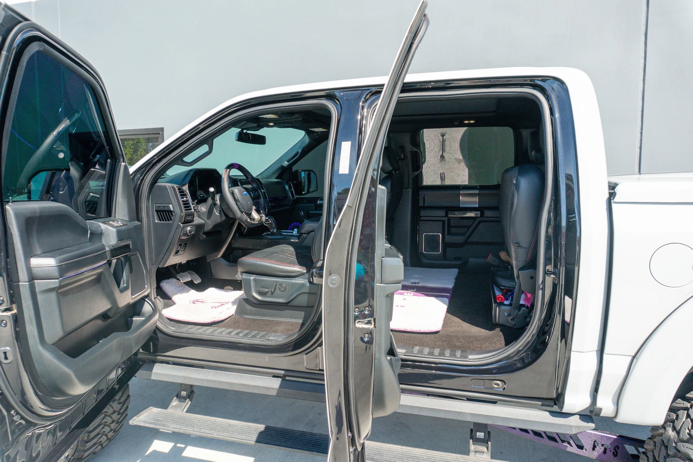 Used 2020 Ford F150 Lariat w/ Equipment Group 502A Luxury image 50