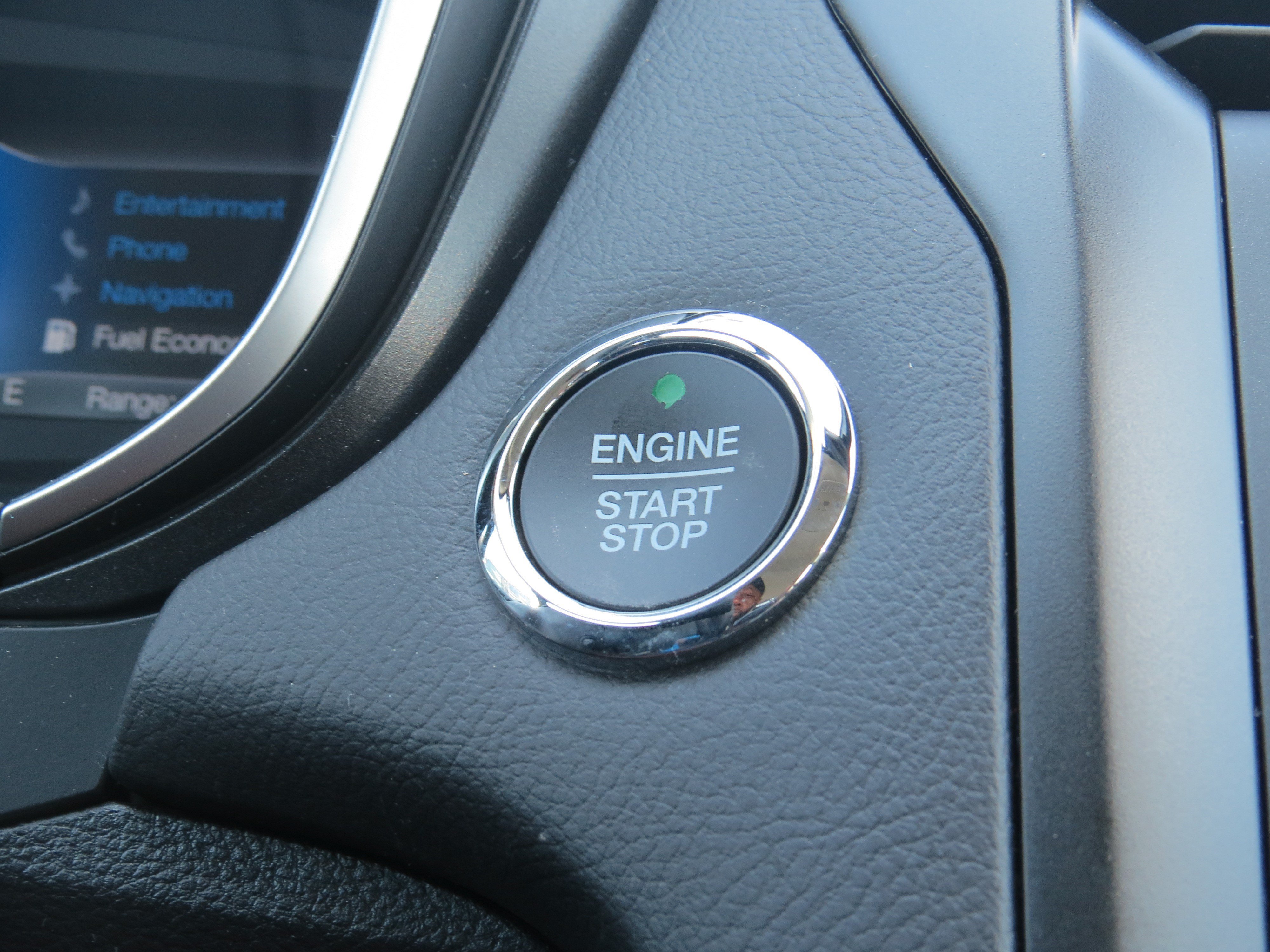 Used 2019 Ford Fusion Energi Titanium FWD image 25