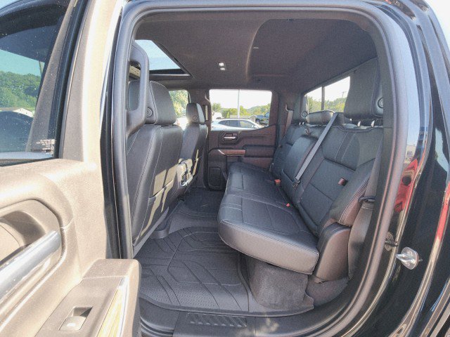 Used 2021 Chevrolet Silverado 1500 High Country w/ Technology Package image 24