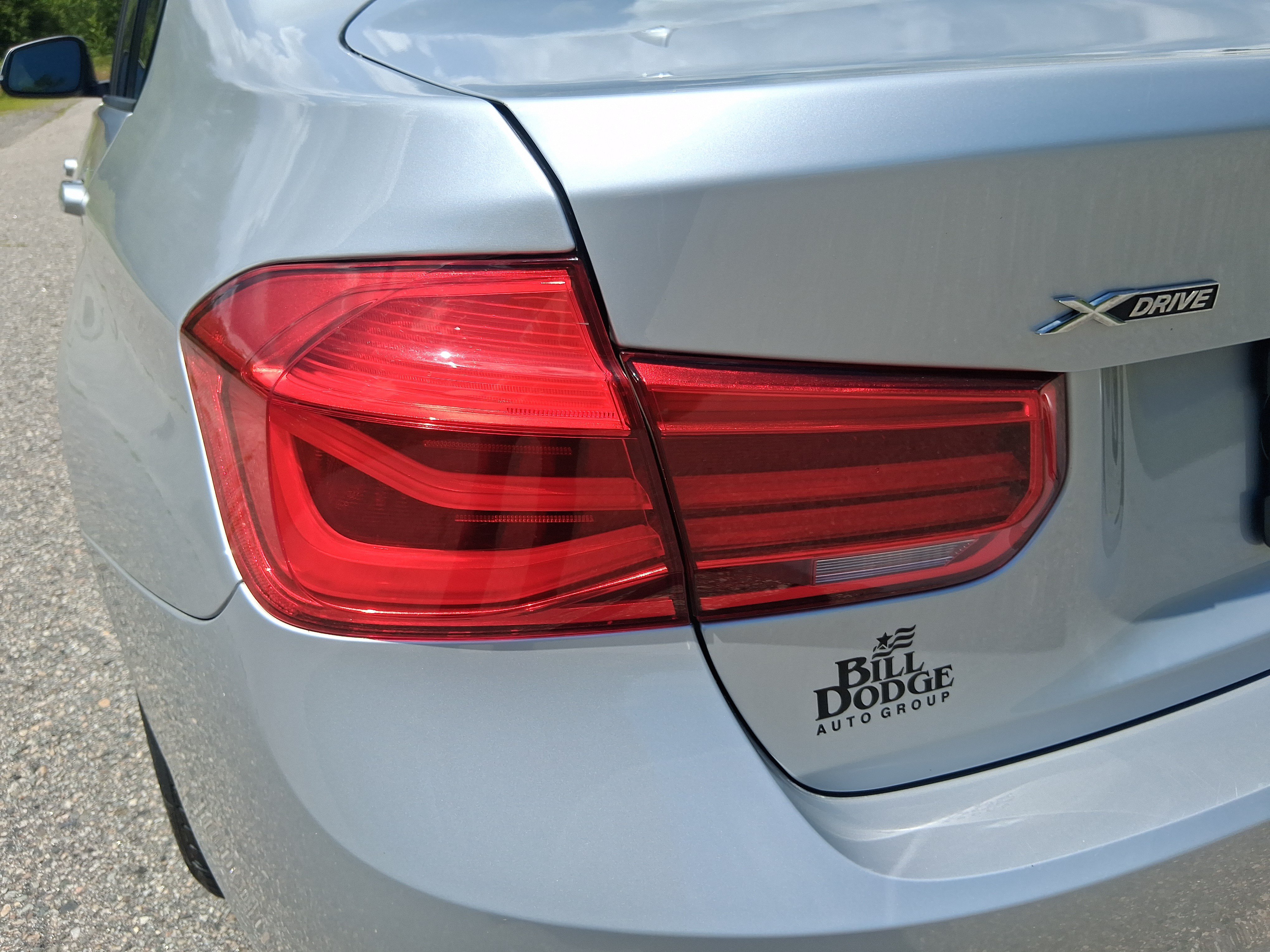 Used 2018 BMW 320i xDrive Sedan AWD/4WD image 11