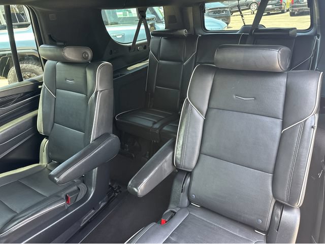 Certified 2022 Cadillac Escalade ESV Sport AWD/4WD image 15