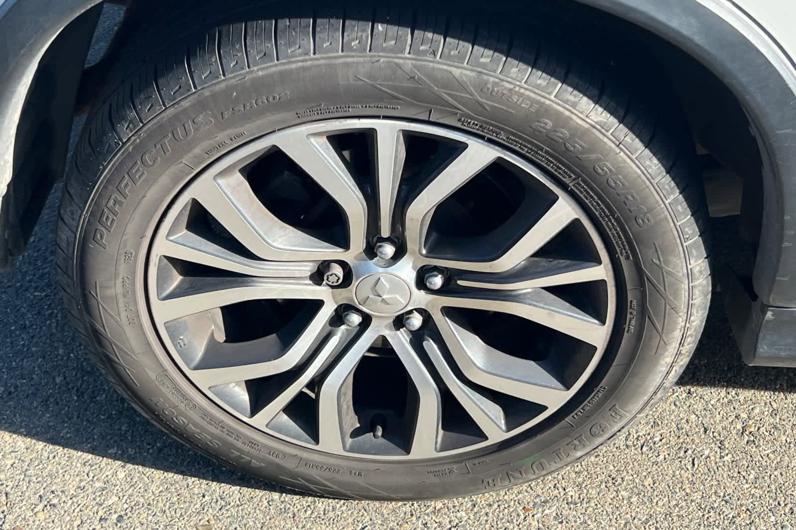 Used 2019 Mitsubishi Outlander Sport ES AWD/4WD image 14