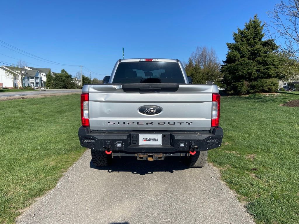 Used 2019 Ford F250 XLT AWD/4WD image 4