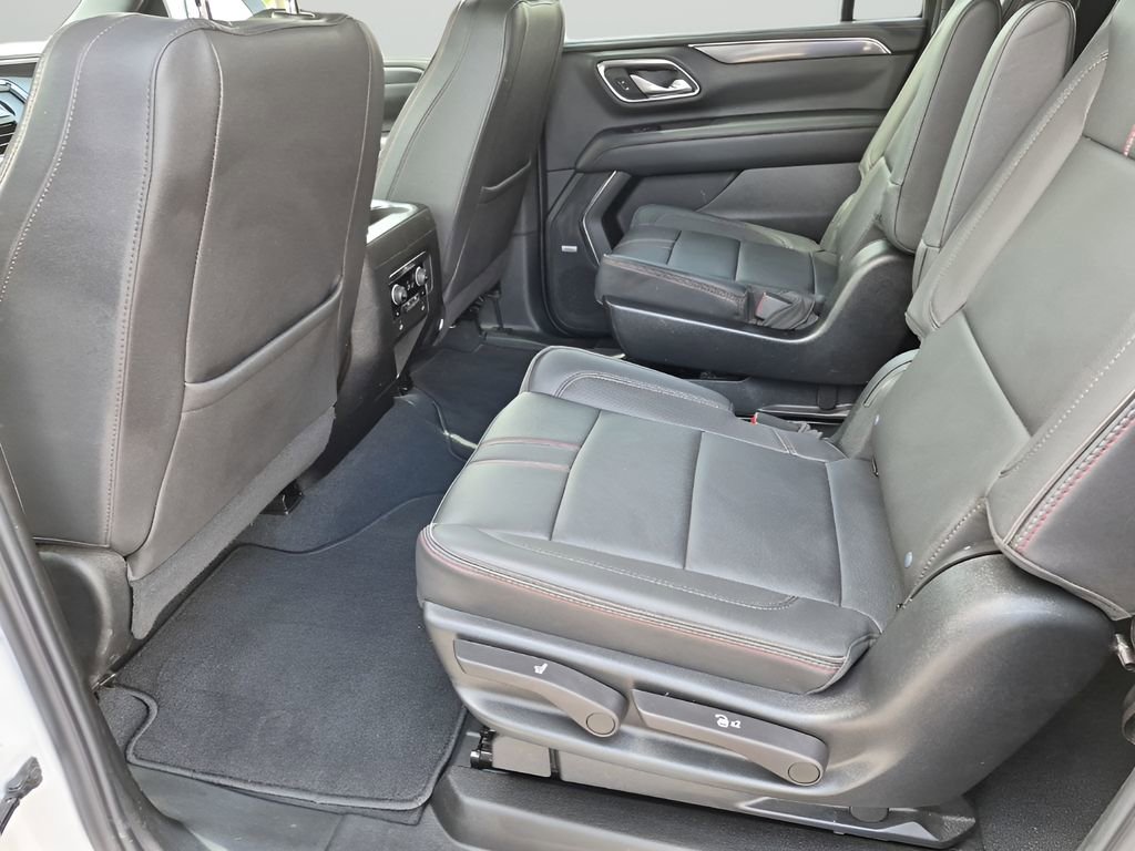 Used 2023 Chevrolet Suburban RST w/ Luxury Package image 20