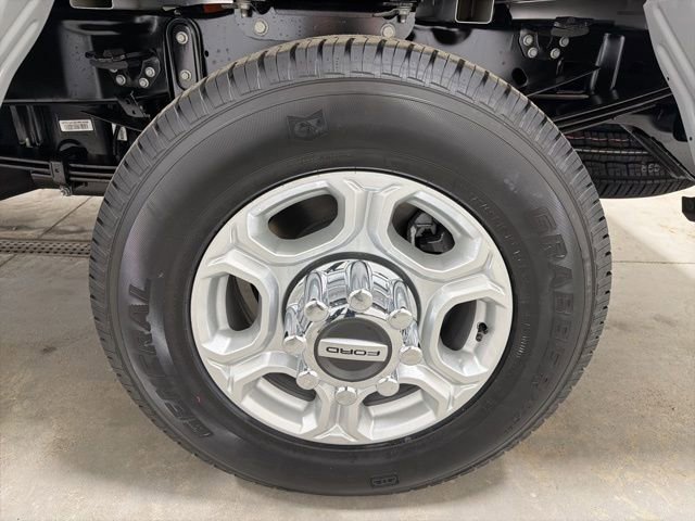 New 2026 Ford F350 XLT image 9