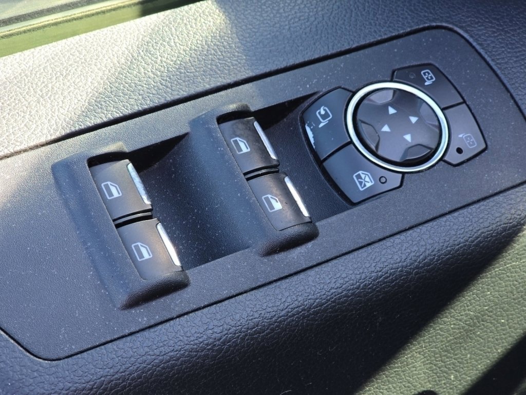 Used 2015 Ford F150 Lariat w/ Equipment Group 502A Luxury image 20