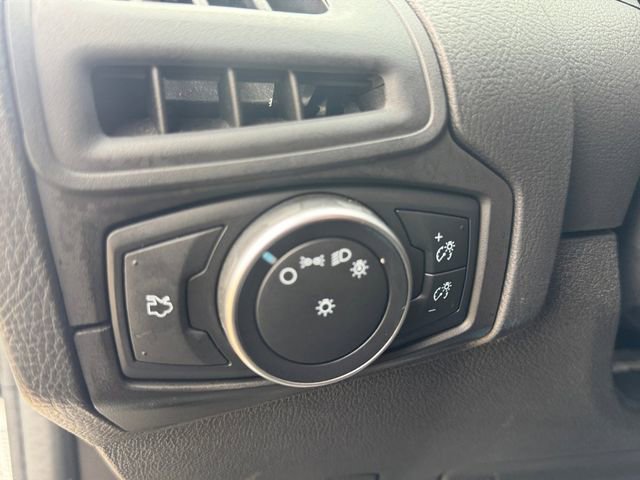 Used 2017 Ford Focus S image 6