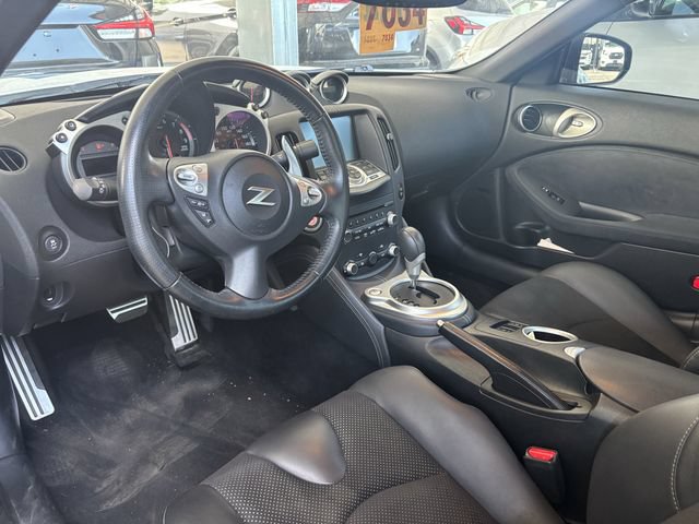 Used 2013 Nissan 370Z Touring w/ Sport Pkg RWD image 13