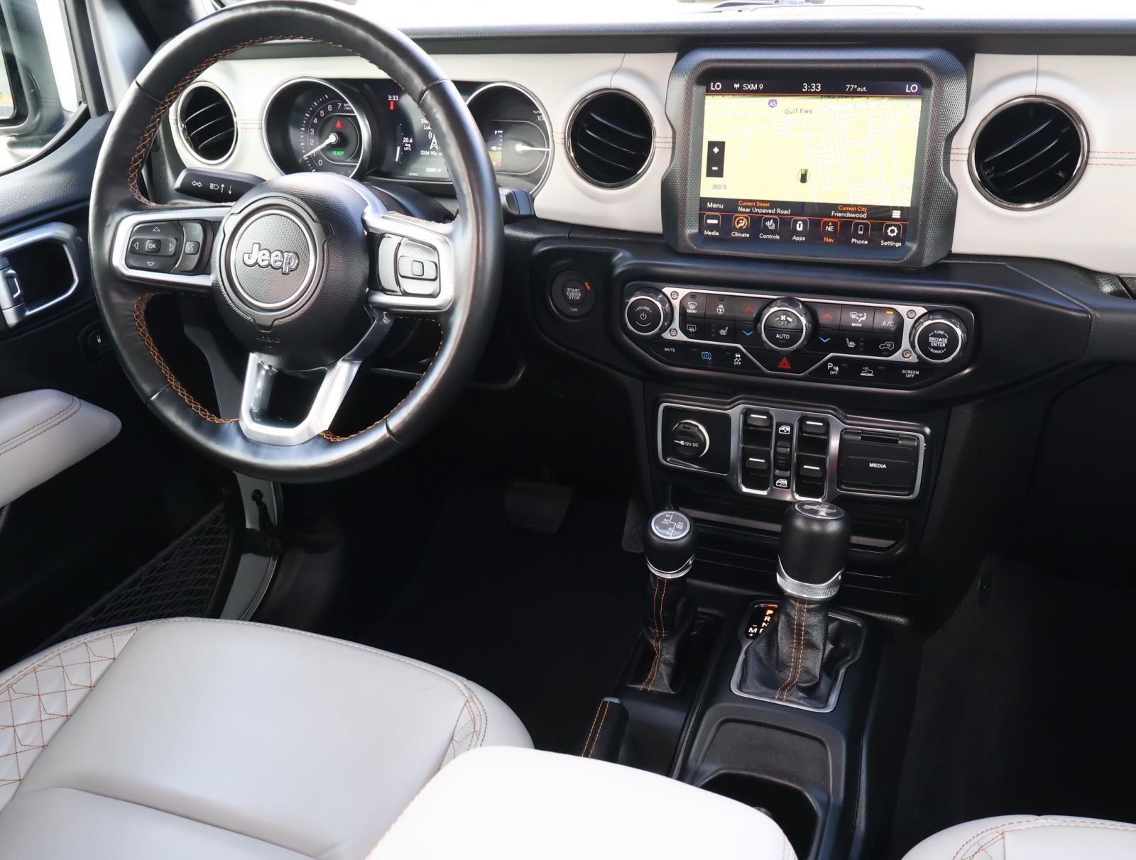 Used 2023 Jeep Wrangler Unlimited Sahara image 11